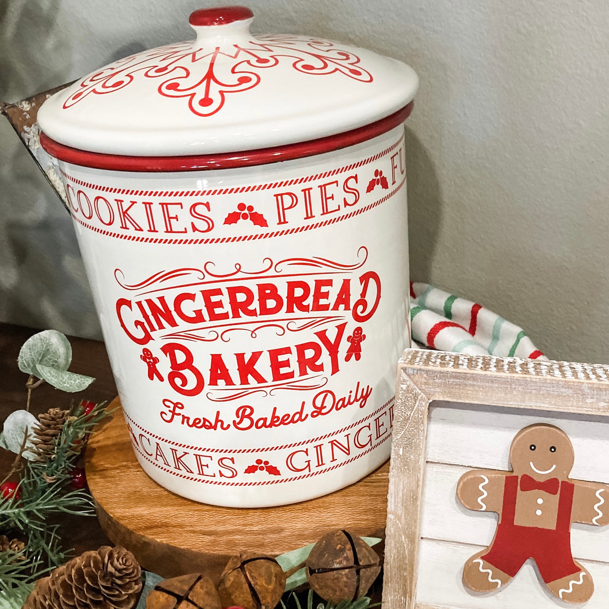 Gingerbread Bakery Enameled Container